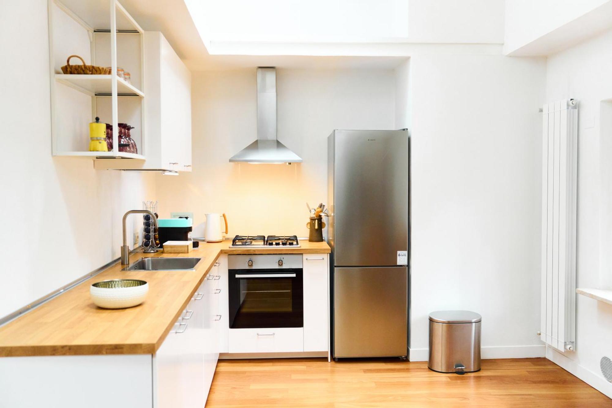 Riverside Loft Navigli - Spacious Two-Bedroom Apartment ميلان المظهر الخارجي الصورة